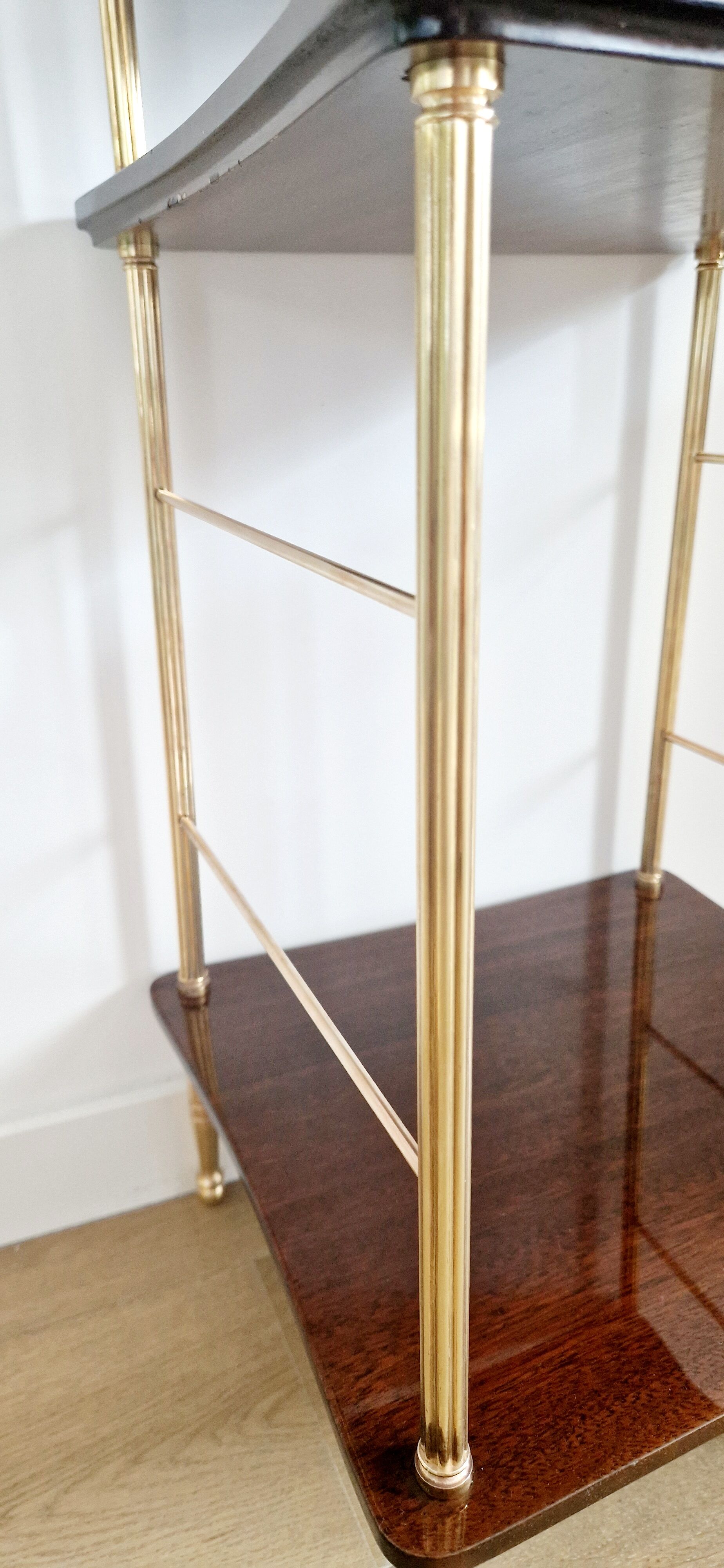 Vintage pedestal table 70s