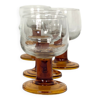 Lot of 4 vintage glasses