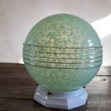 Globe en opaline mouchetée de Clichy, Art Déco