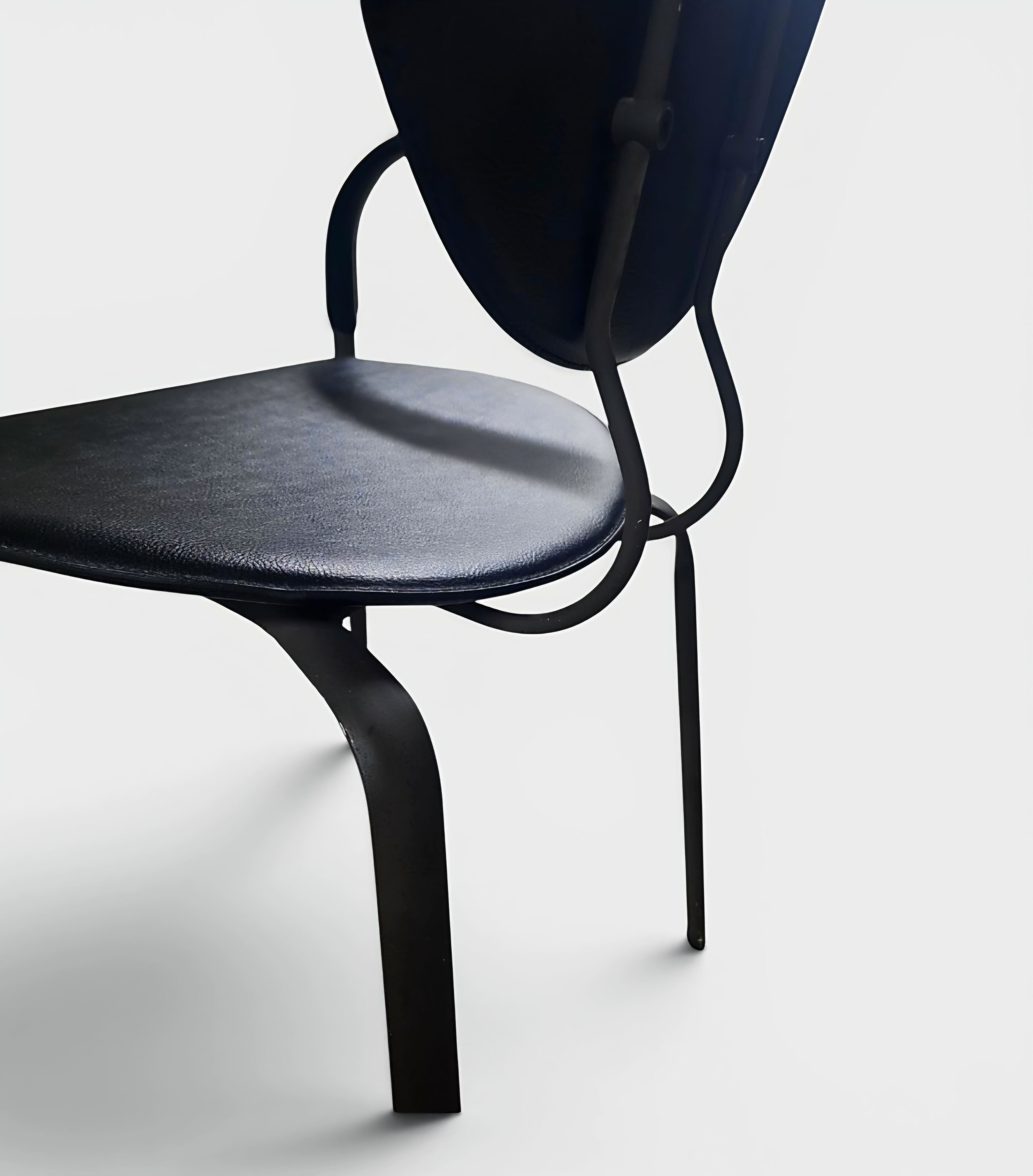 Paire de chaises "Kokatu" par Miguel Ángel Ciganda pour Akaba
