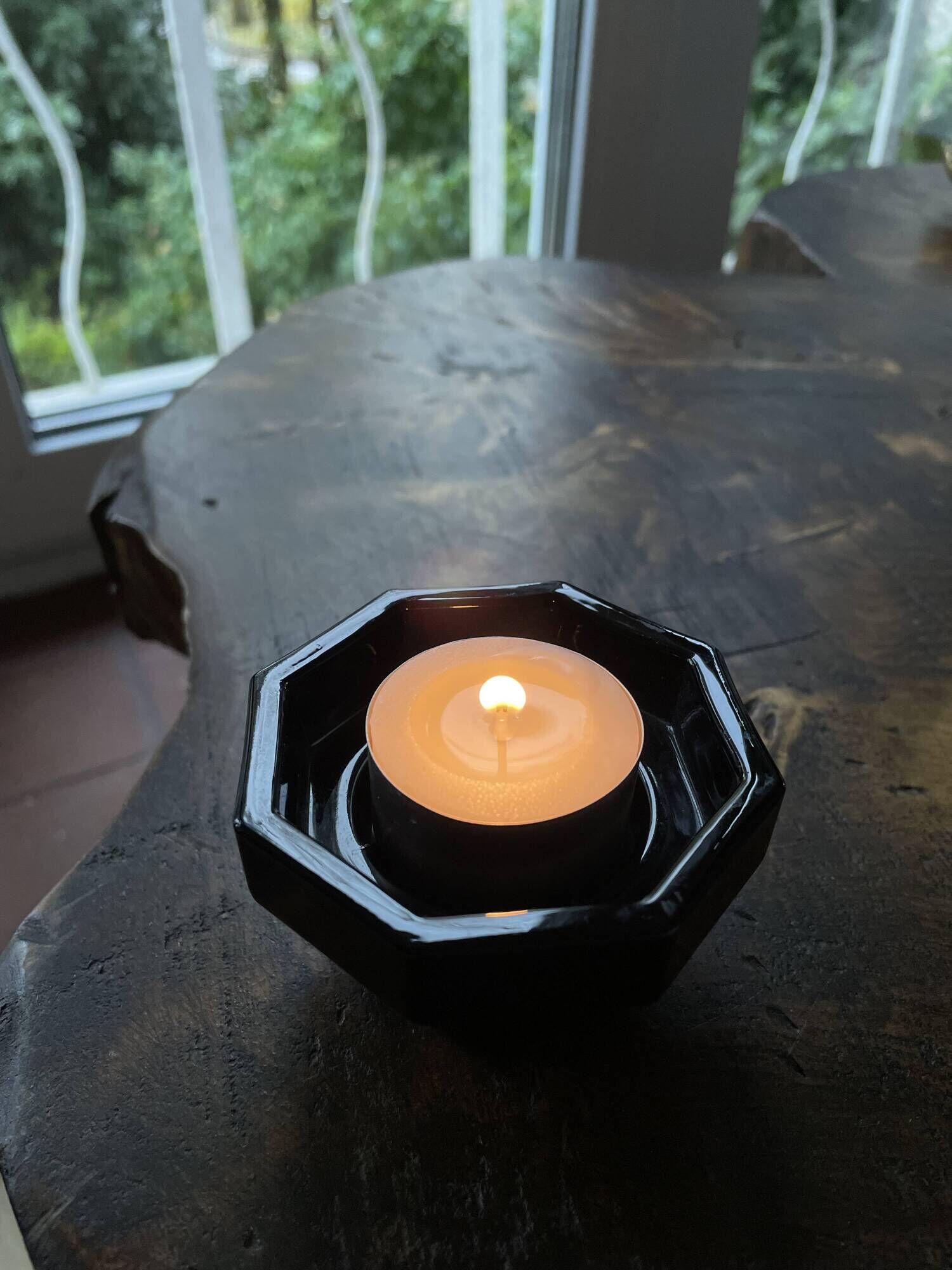 Bougeoir octogonal en verre noir Arcoroc France