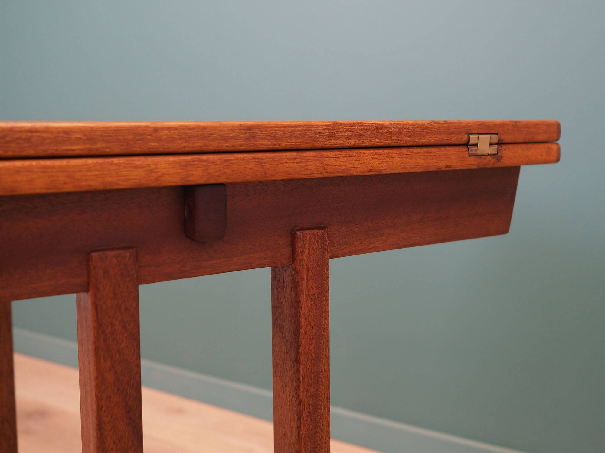 Mahogany coffee table, Danish design, 1970s, production: Denmark
