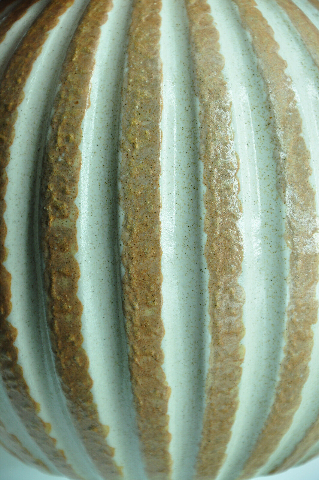 Coloquinte vase in recoiking by Jacques Breugnot