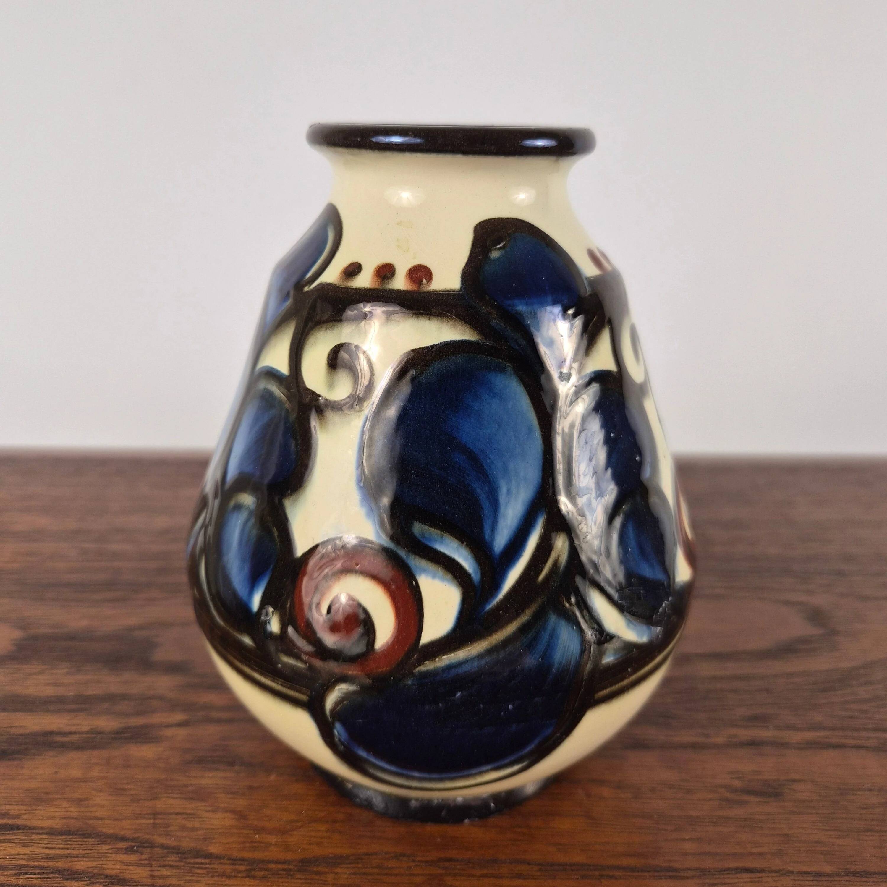 Small glazed stoneware vase, Danico workshop, Denmark, 1930