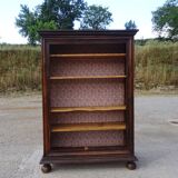 Louis XIII wardrobe in solid walnut