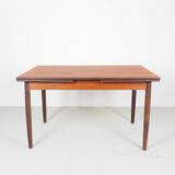 Danish design extendable dinning table in teak, 1960's