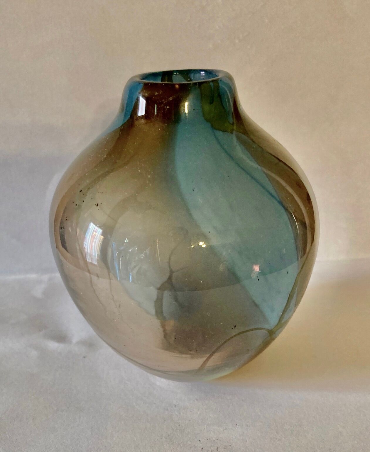 Vase fulvio bianconi pezzati and dated 81