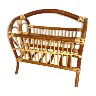 Rattan magazines holder