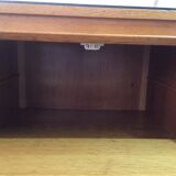 Buffet low foot compass