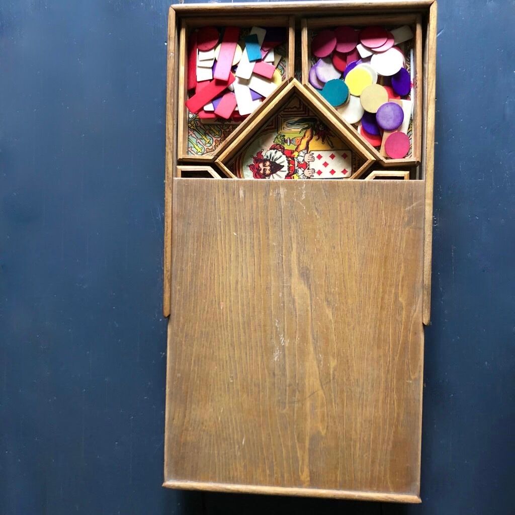 Ancient Game, Yellow Dwarf, Lindor