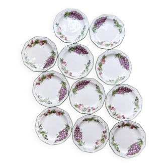 11 dessert plates Churchill - England