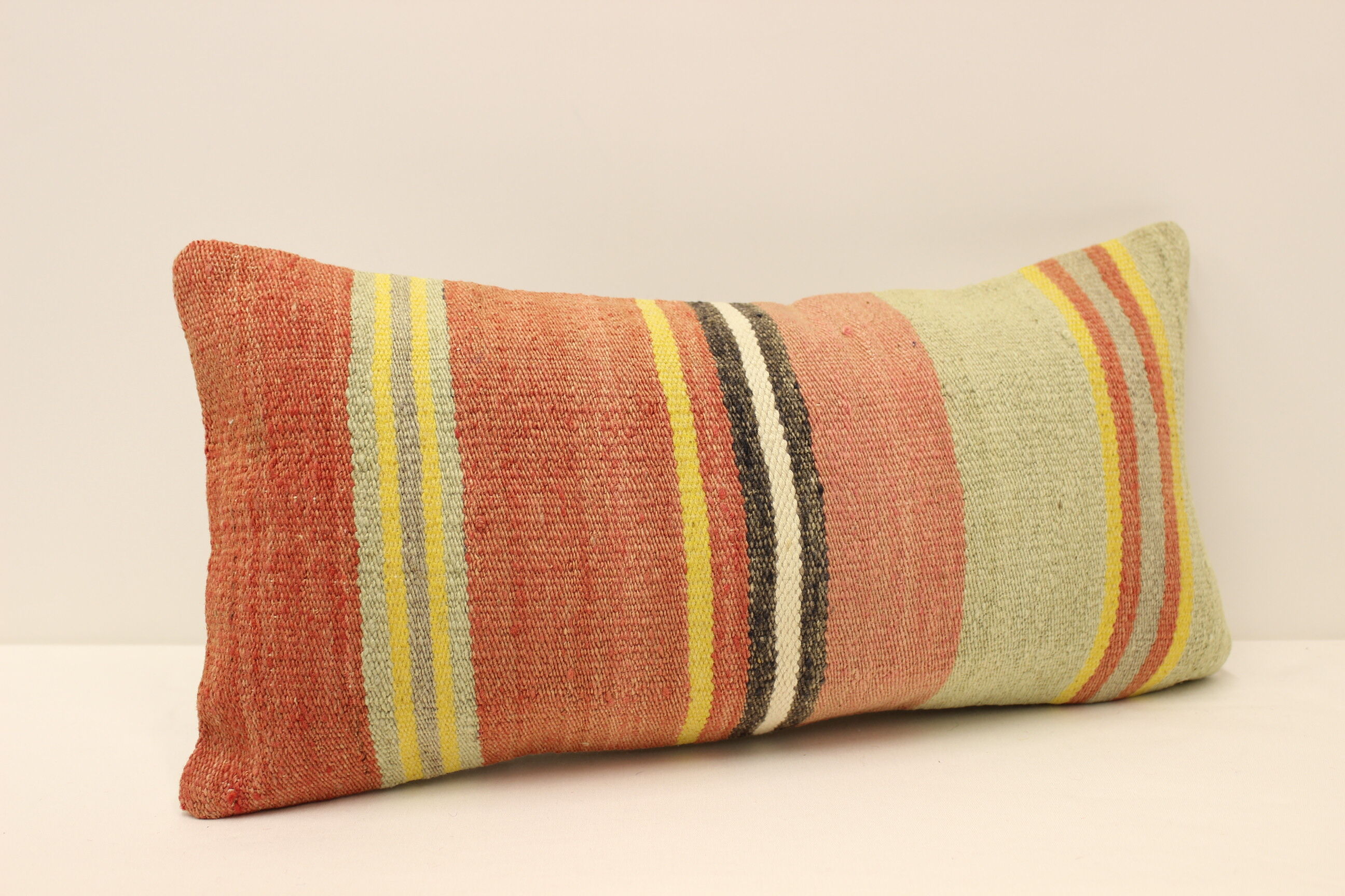 Coussin kilim 25x50 cm