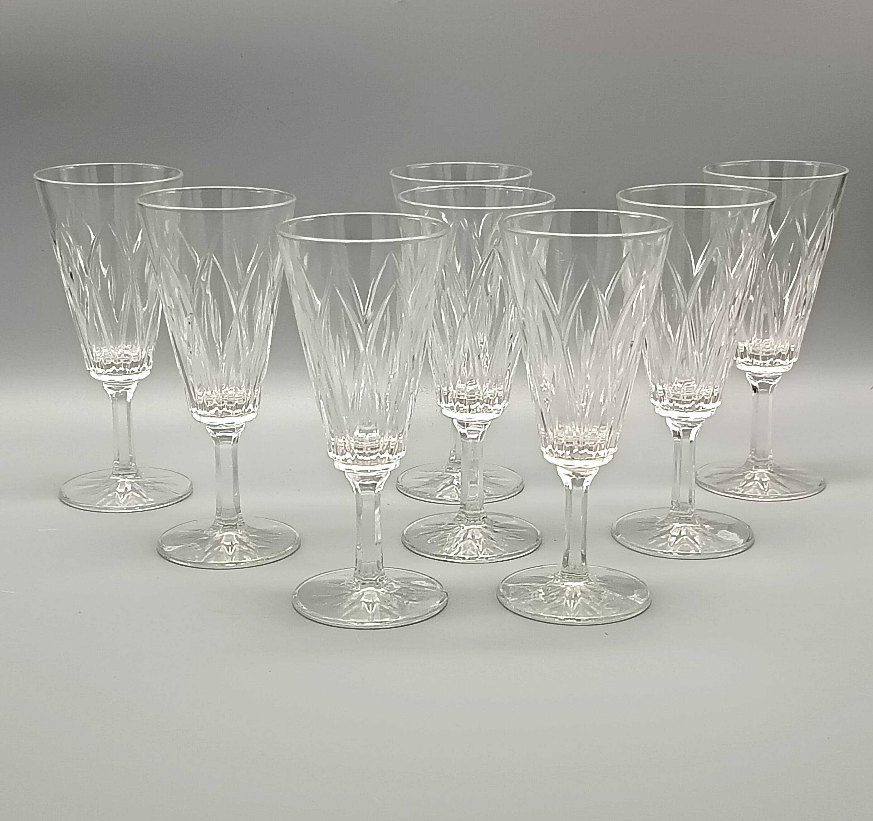 8 flutes champagne transparent glass vintage vmc reims france