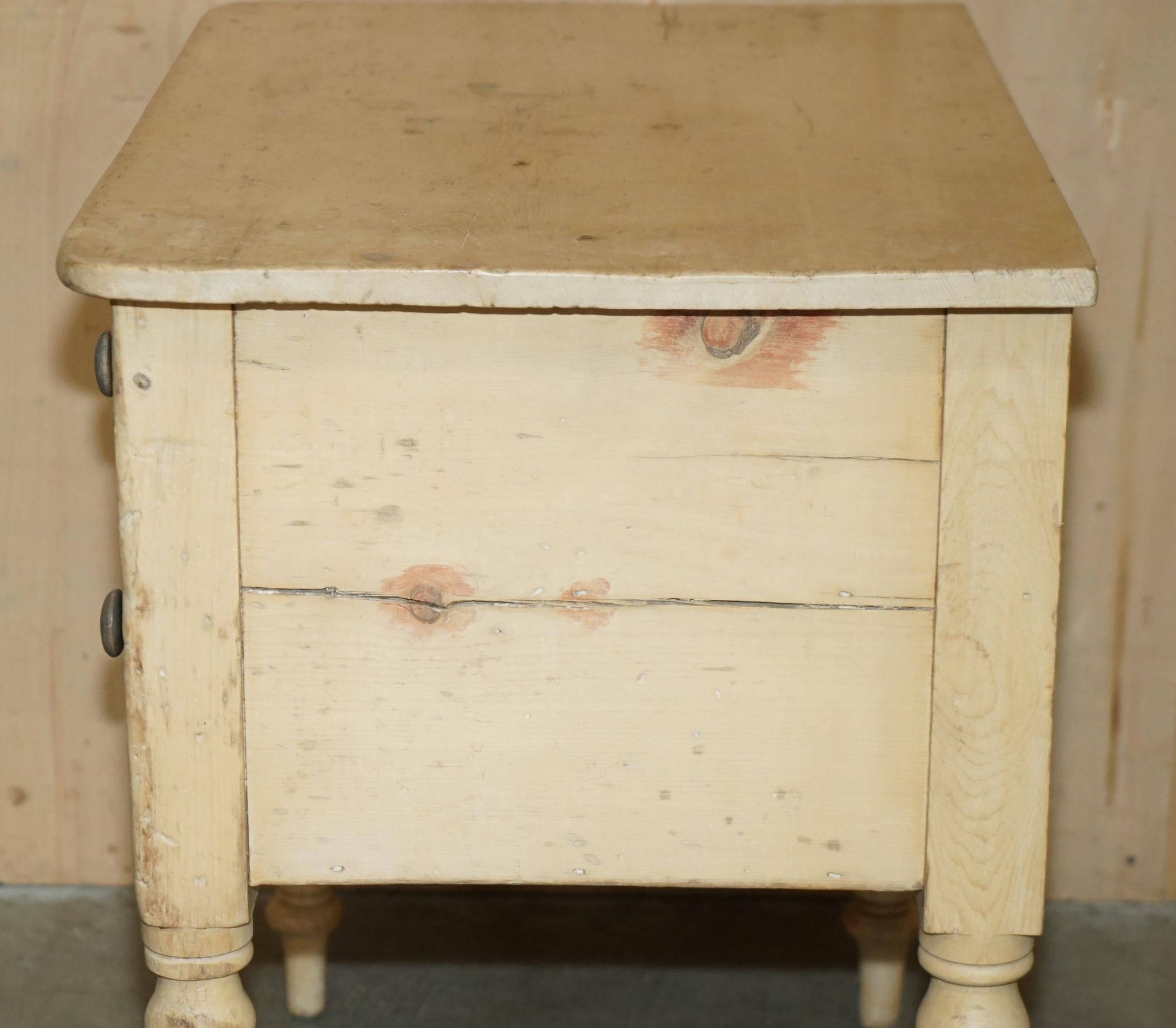 Buffet en pin, Géorgiens Circa 1800