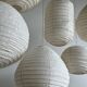 Suspension en rotin et lin naturel japonisante en forme de goutte