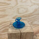 Bougeoir en verre soufflé bleu style Biot