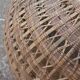 Suspension ball in rattan straw