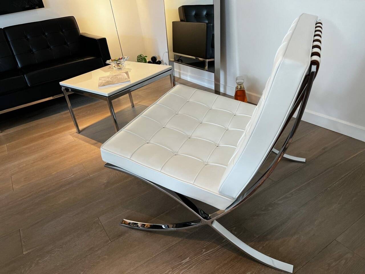 White Barcelona chair with ottoman – Knoll 2012 Edition -