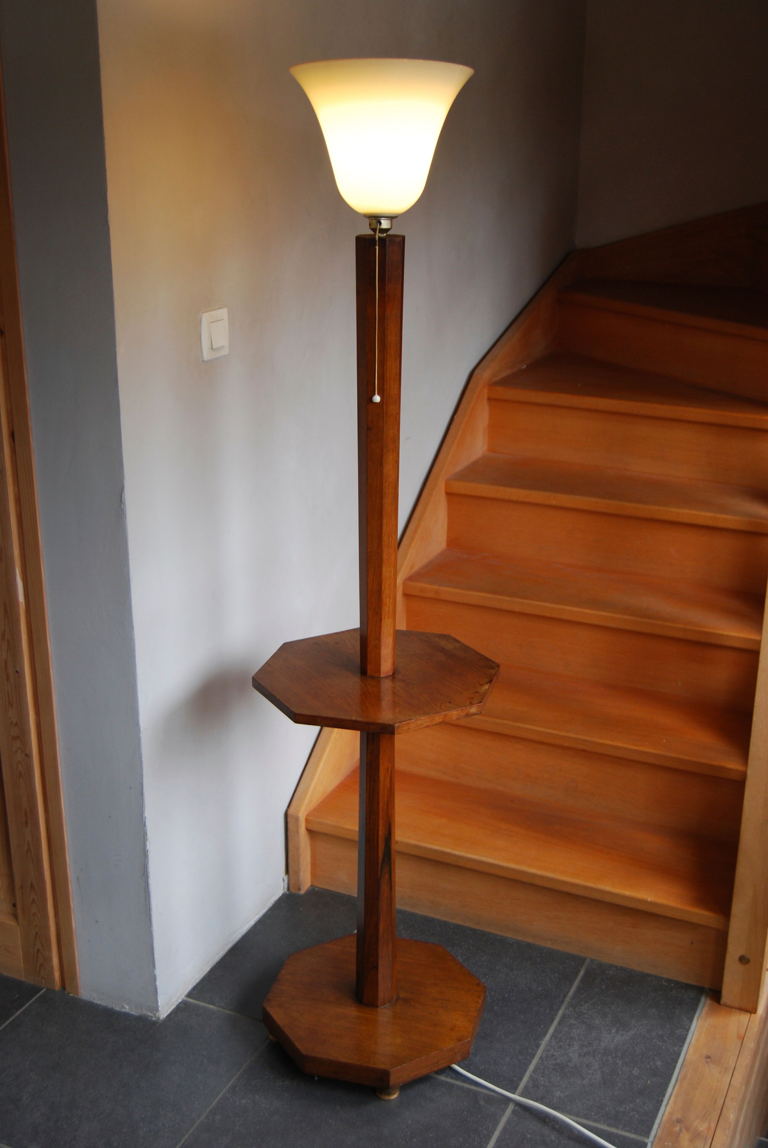 Art Deco floor lamp with shelf