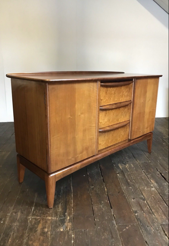 Buffet McIntosh teak