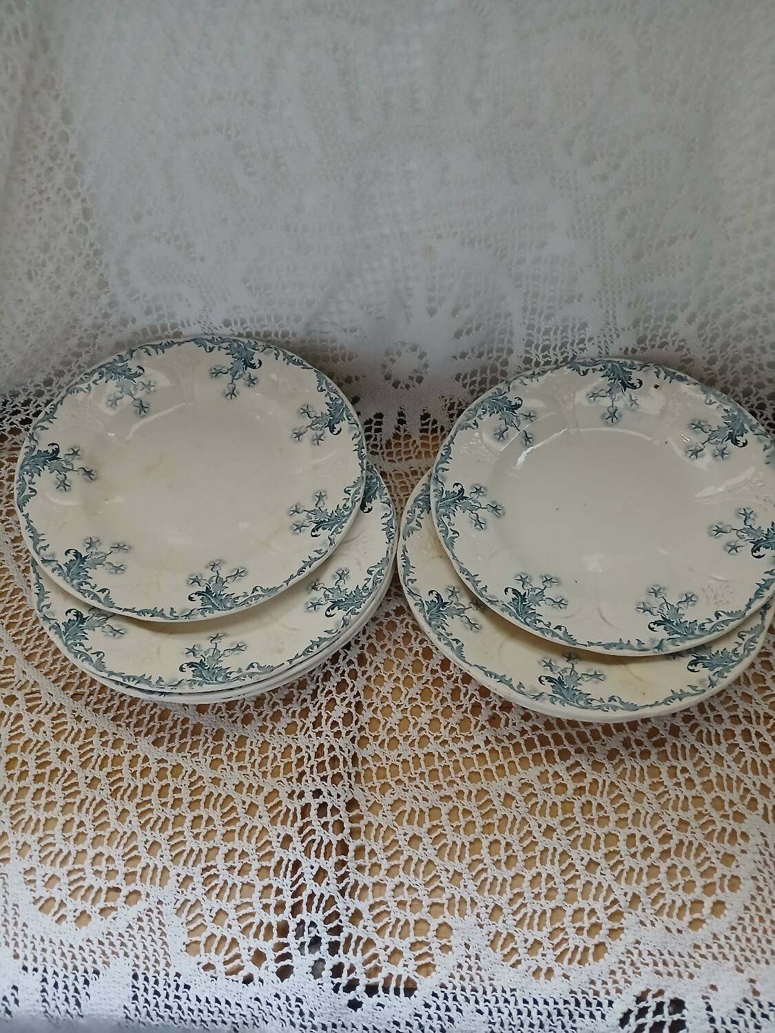 Longwy iron earth dinnerware set