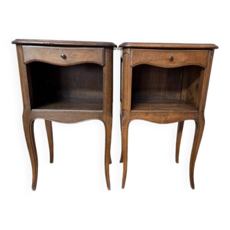 Paire de chevets de style Louis XV en hêtre