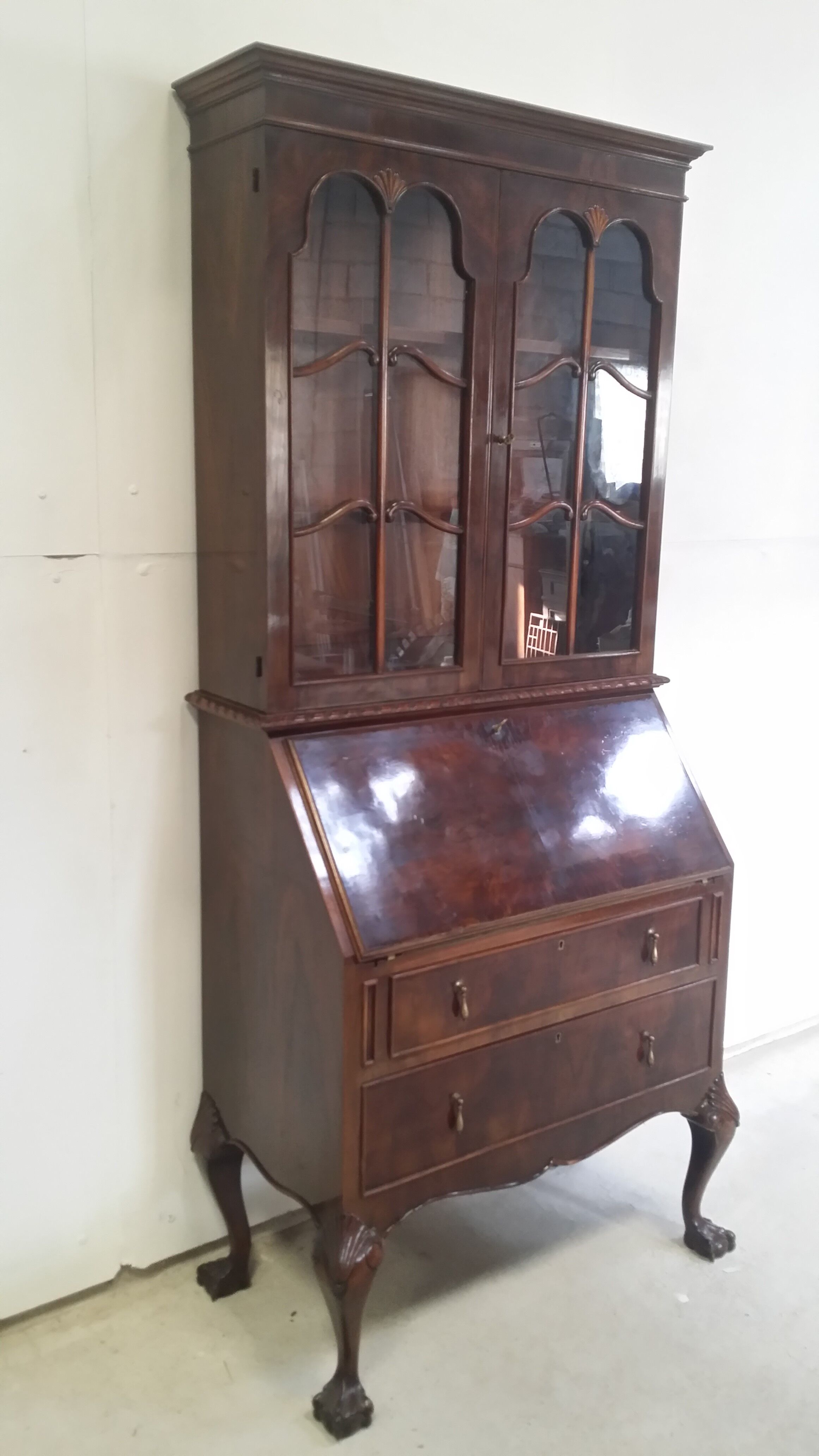 English office scriban