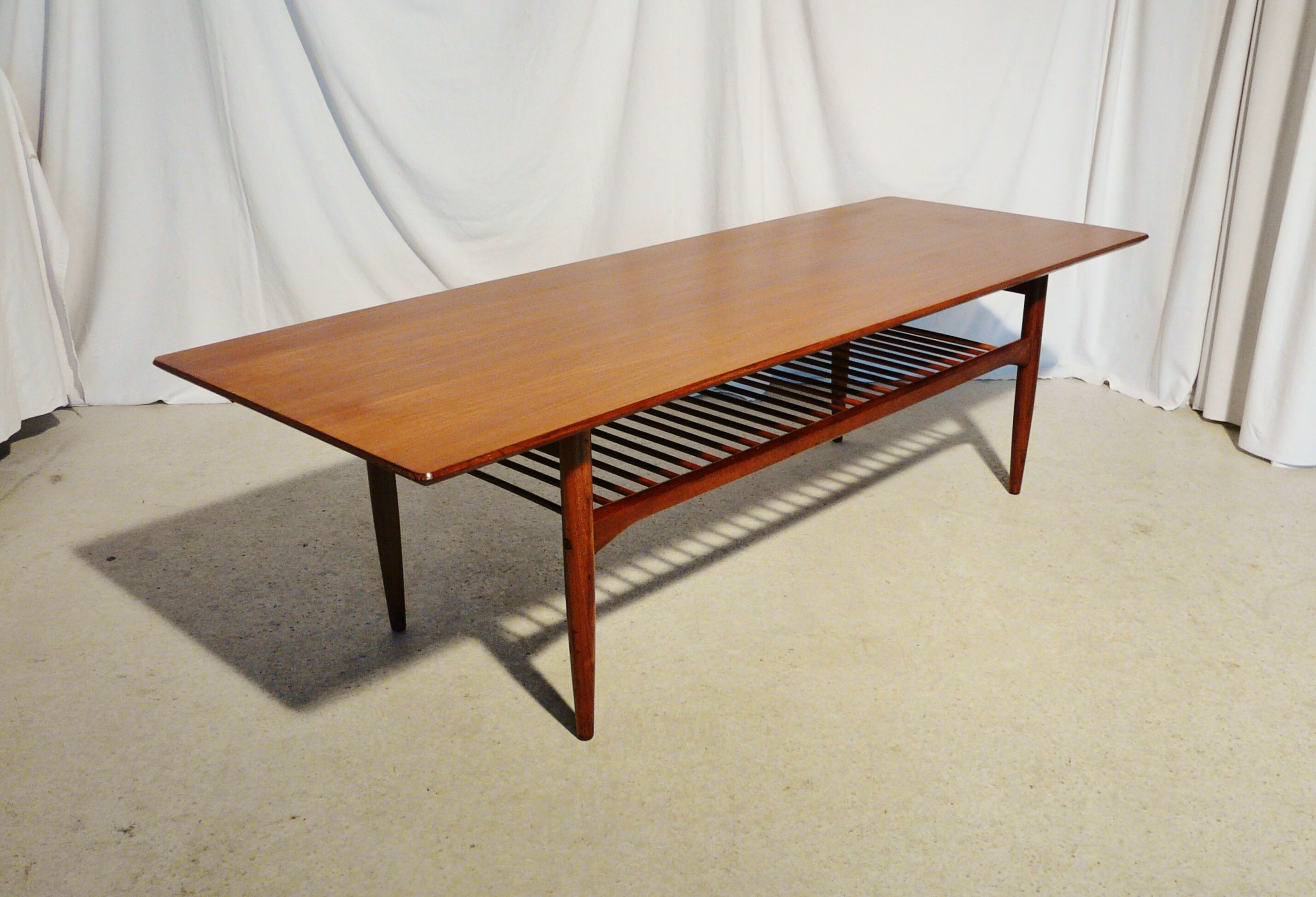 Table basse en teck danoise Ib Kofod Larsen