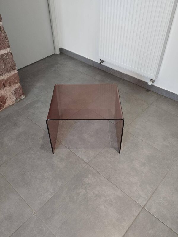 Mobilier design - table d'appoint - bout de canapé - chevet de Michel Dumas - 1970 - époque vintage