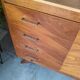 Commode vintage pieds compas
