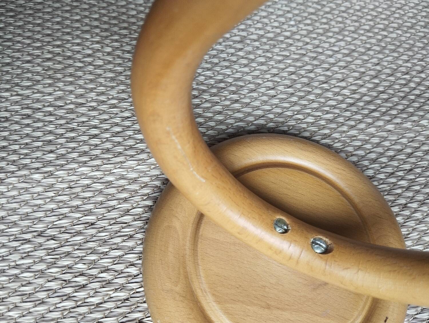 Curved wooden coat hook