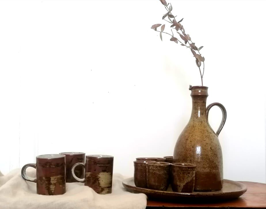 Pyrity sandstone liquor service, circa 1950