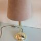 Lampe en  métal doré et abat jour peau de peche / vintage années 70-80