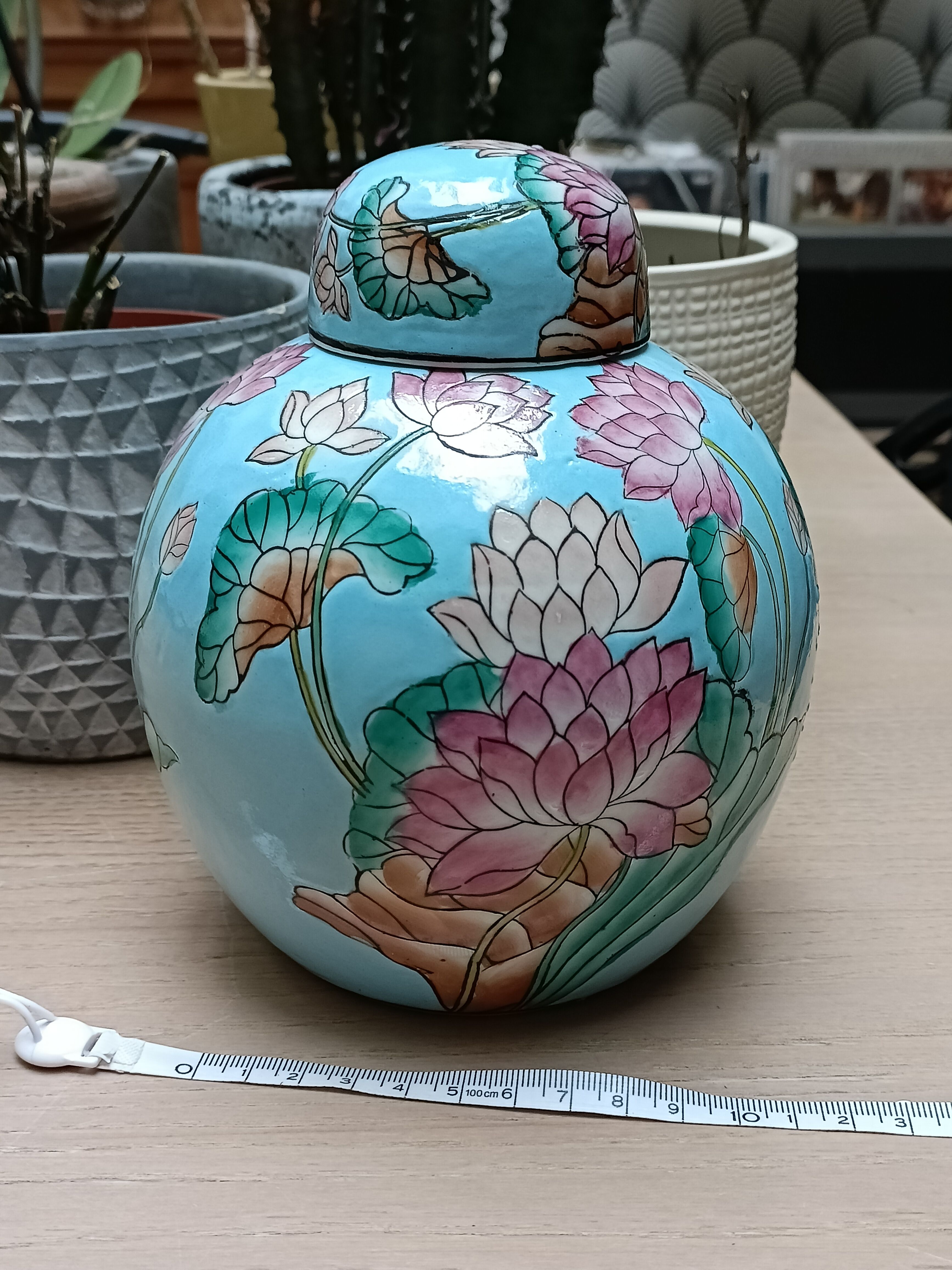 Very nice Chinese earthenware box, vintage