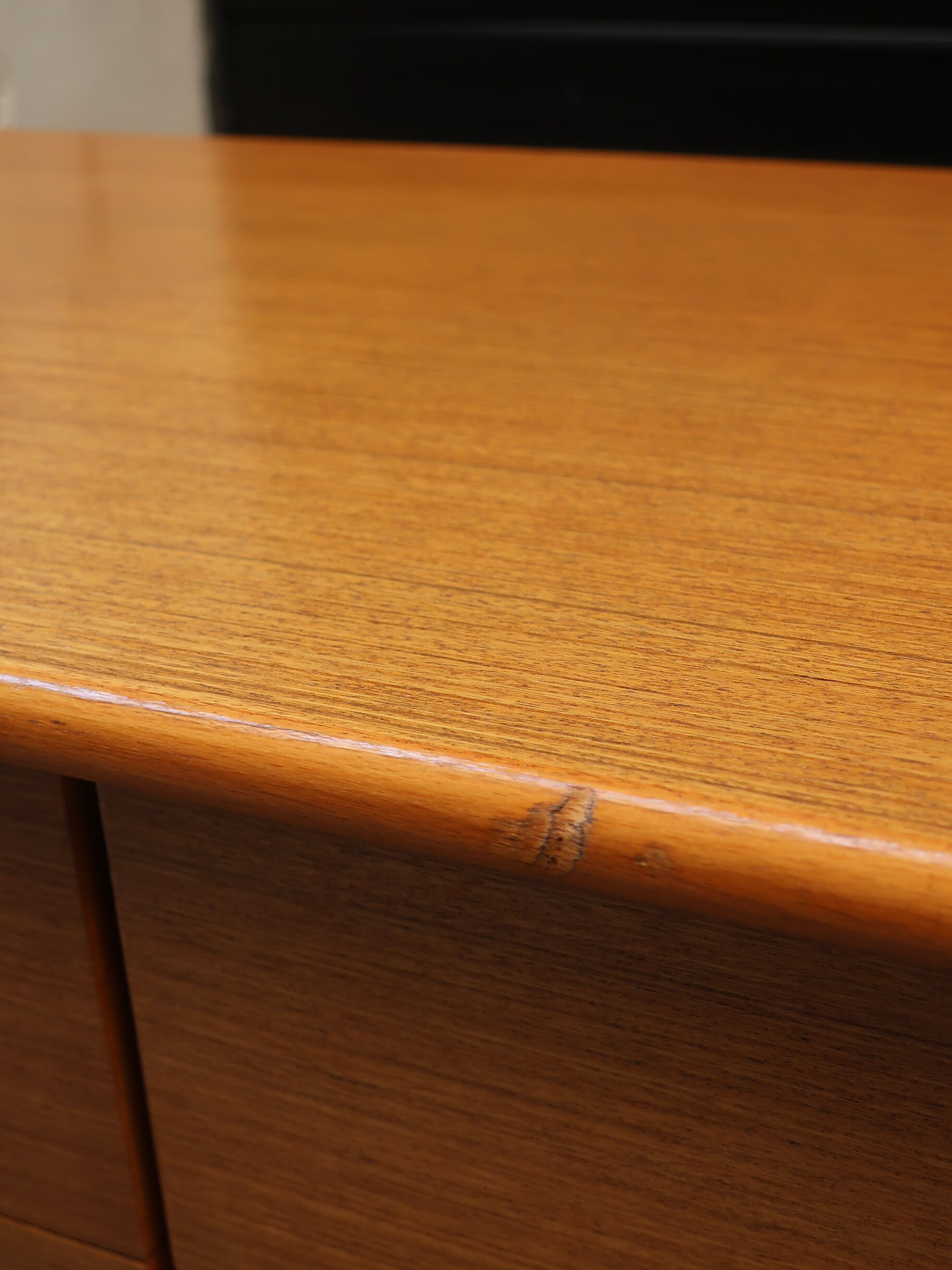 60s teak line in compass feet