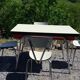 Table et 4 chaises en formica