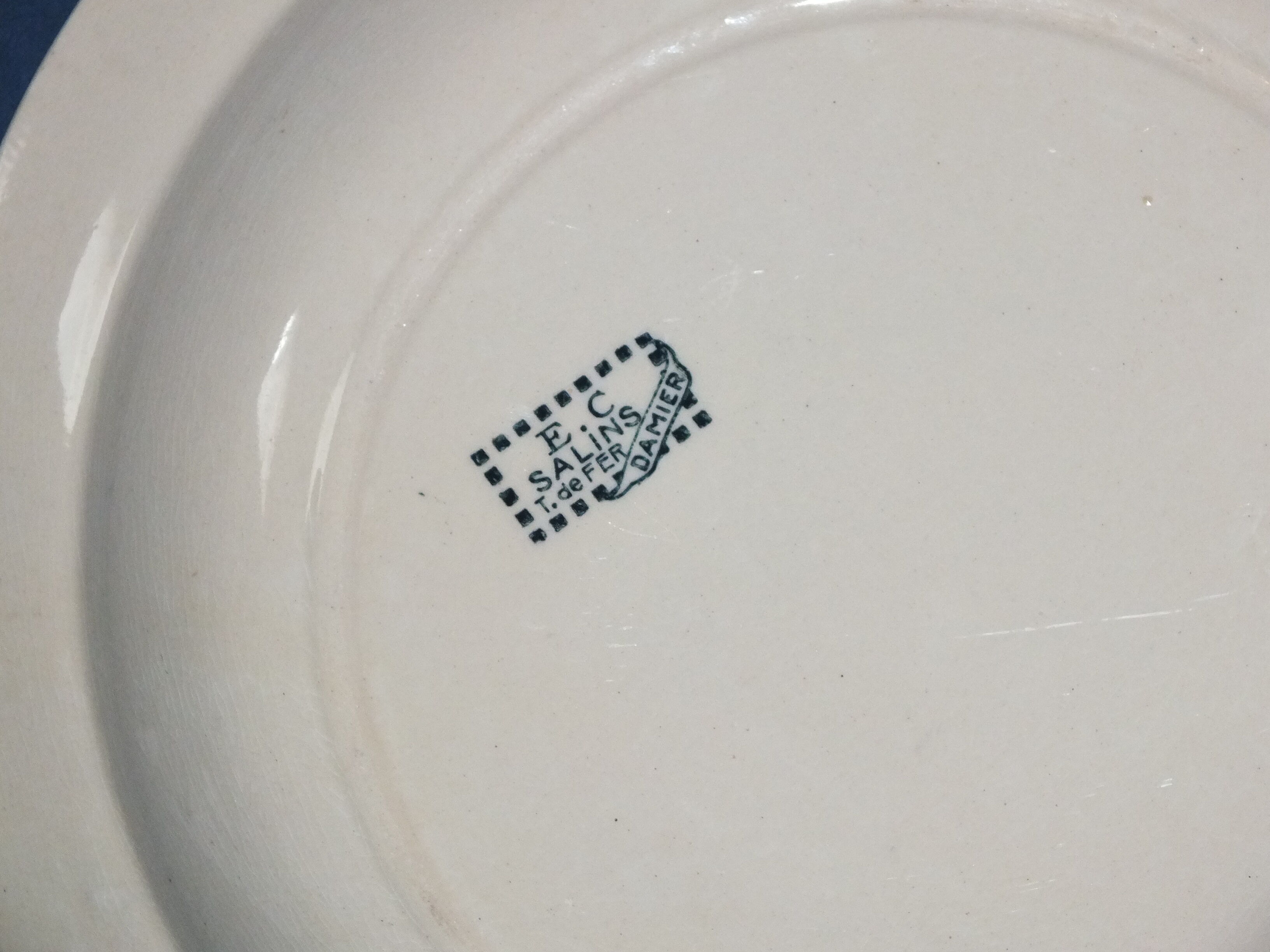 Set of 2 dishes Salins Damier in Iron Land