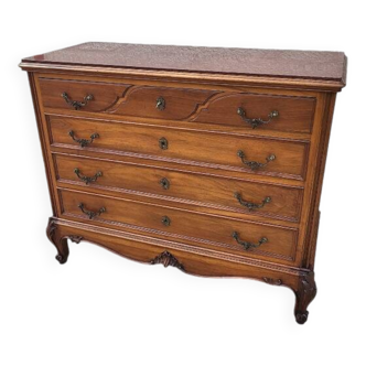 4 drawer chest of drawers in walnut with red marble top from the 19th century
