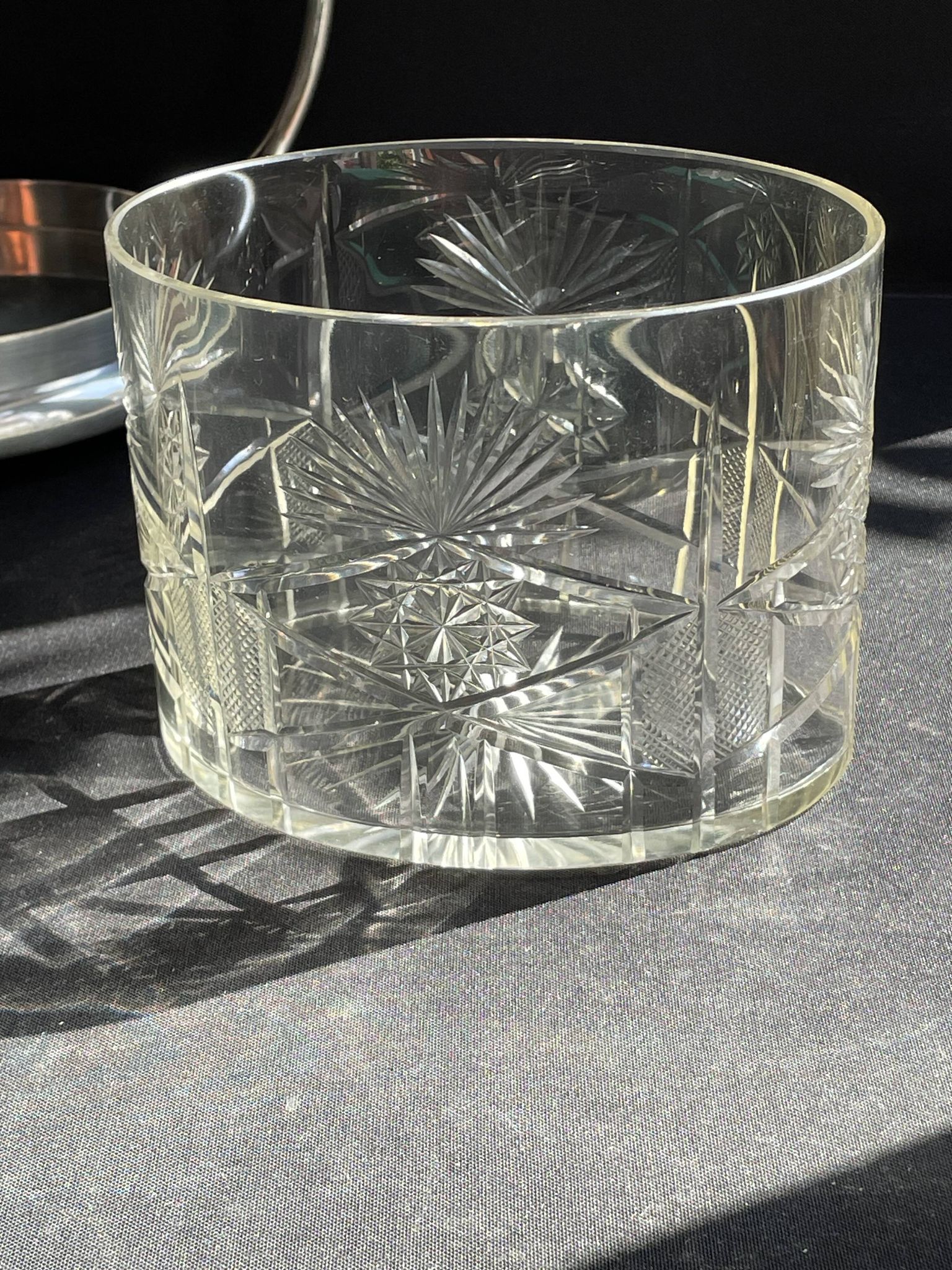 Biscuitier cristal taillé et métal argenté F. W. Quist (1831-1903)