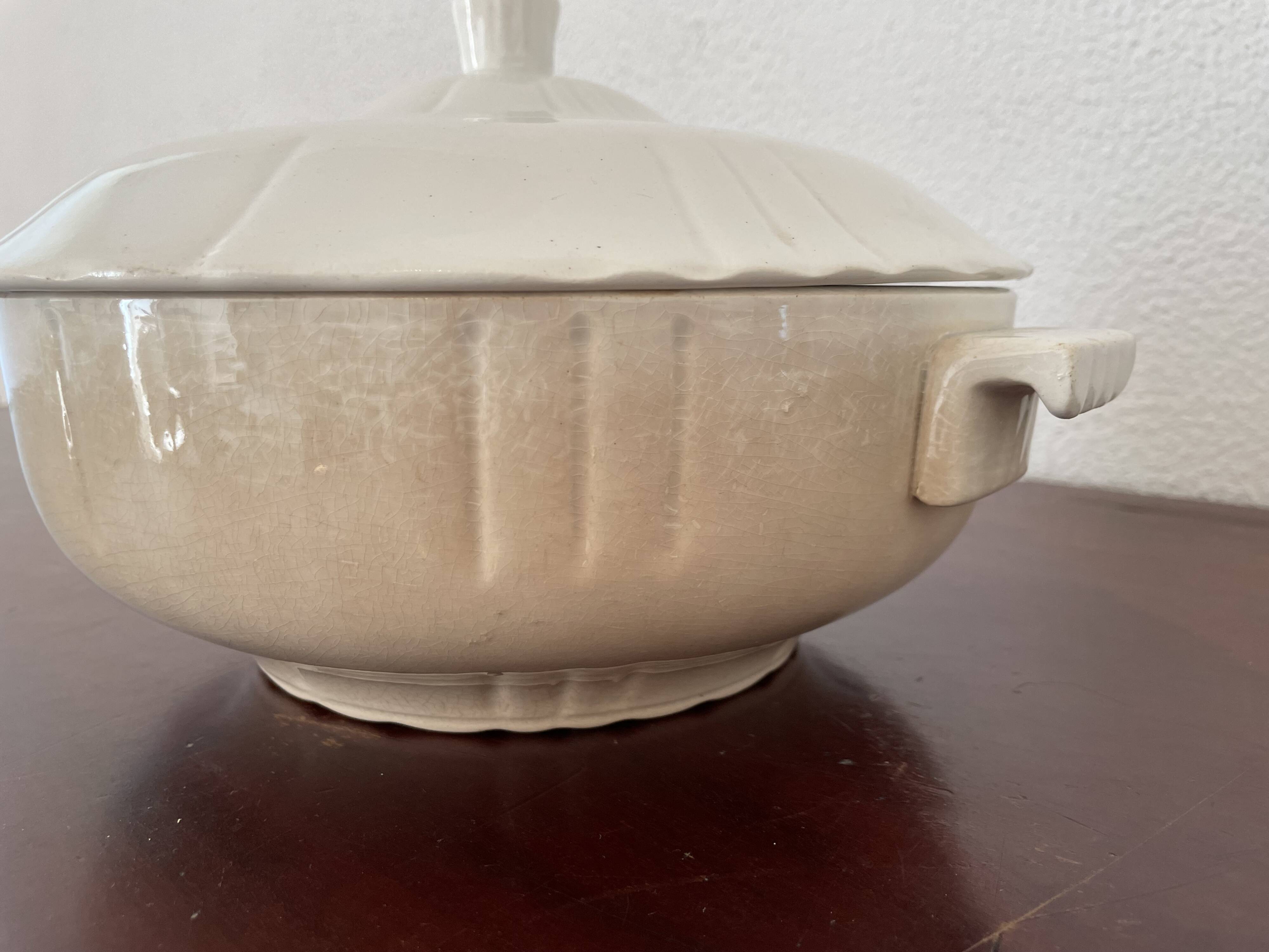 White iron clay soup tureen Moulin des Loups & Hamage Nord