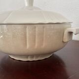 White iron clay soup tureen Moulin des Loups & Hamage Nord