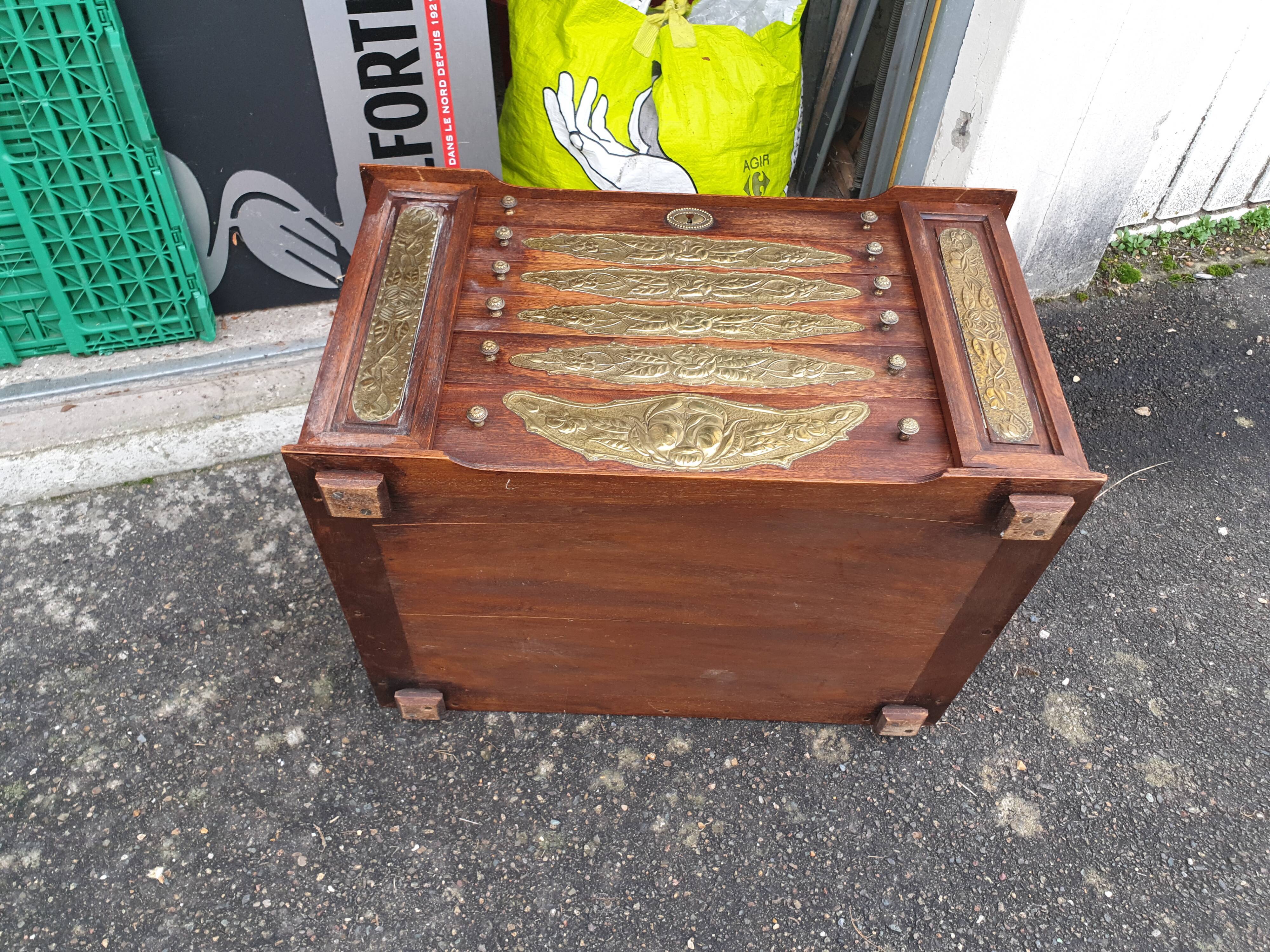 Silversmith box household treasure XIXth