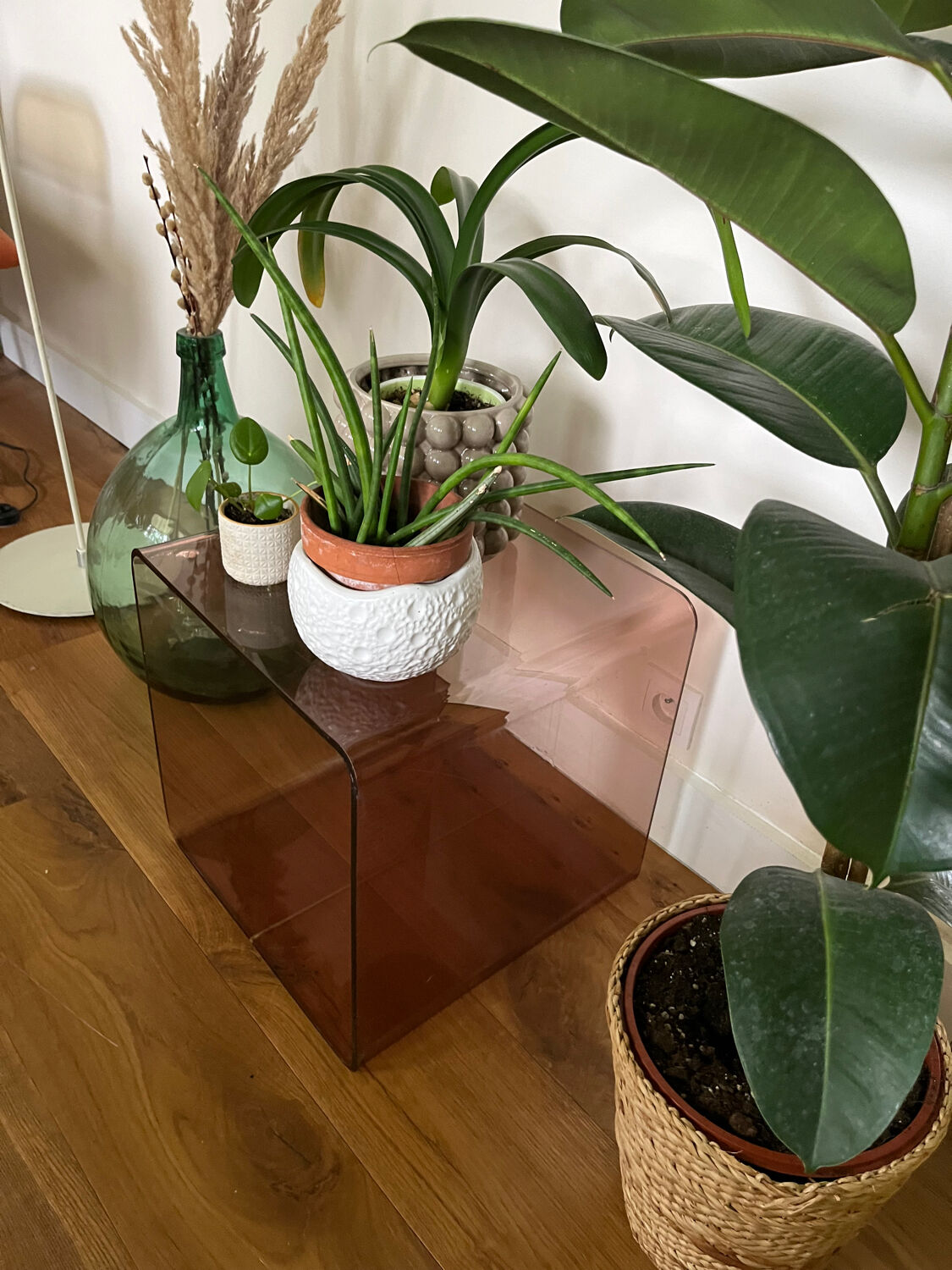 Vintage smoked plexiglass cube by Miche Dumas for Roche Bobois 70s.