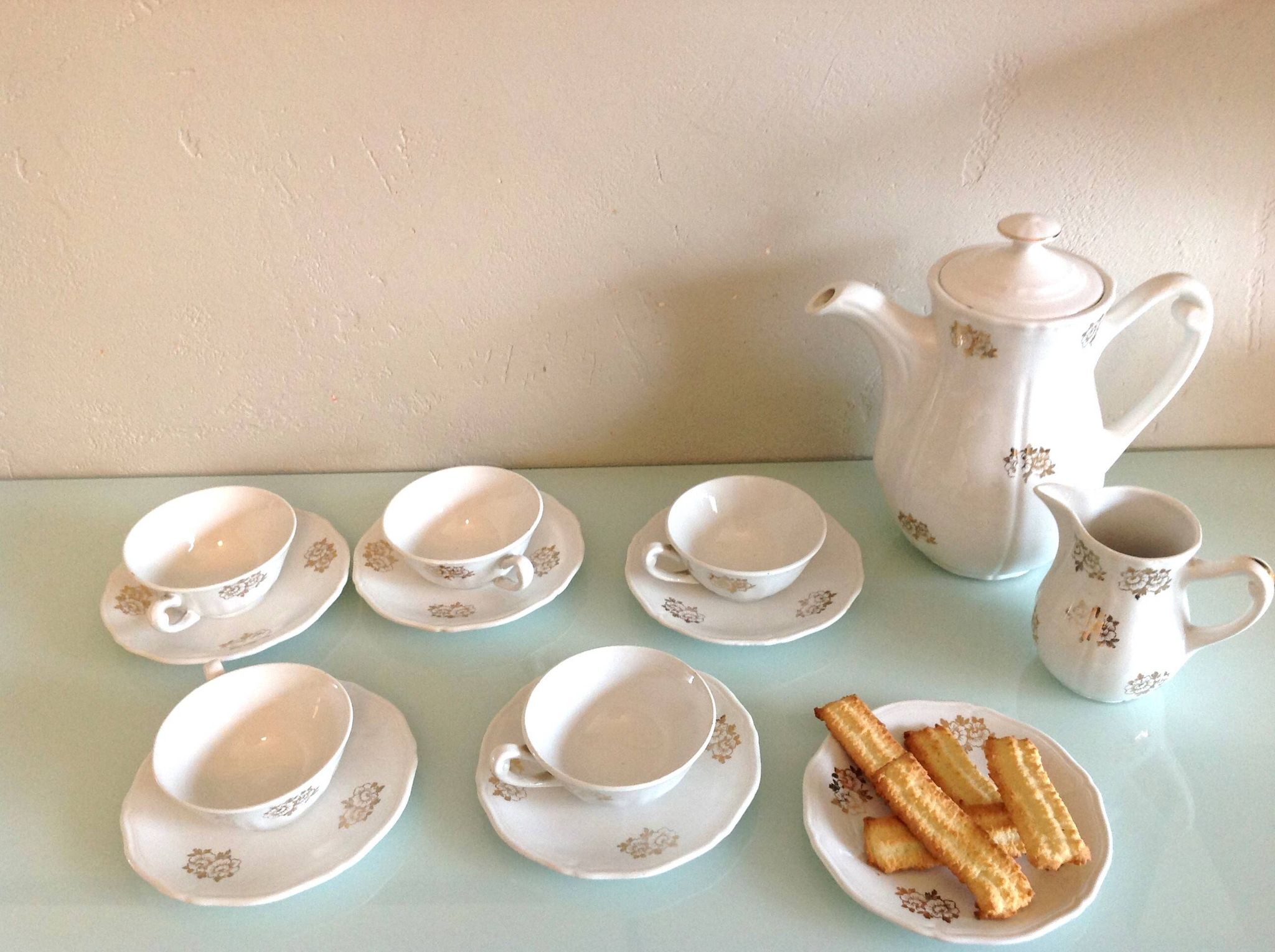 White porcelain coffee service with golden flowers / vintage 50s-60s