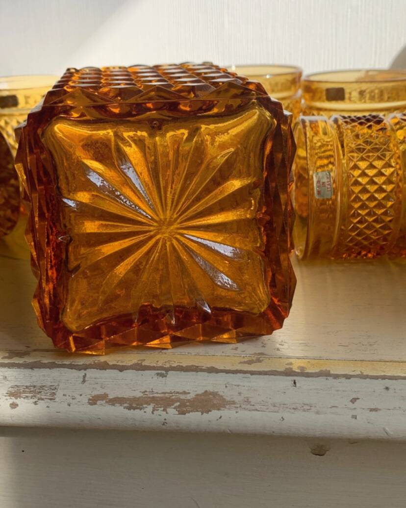 Vintage Italian liqueur service in amber glass – "Pointe de" work