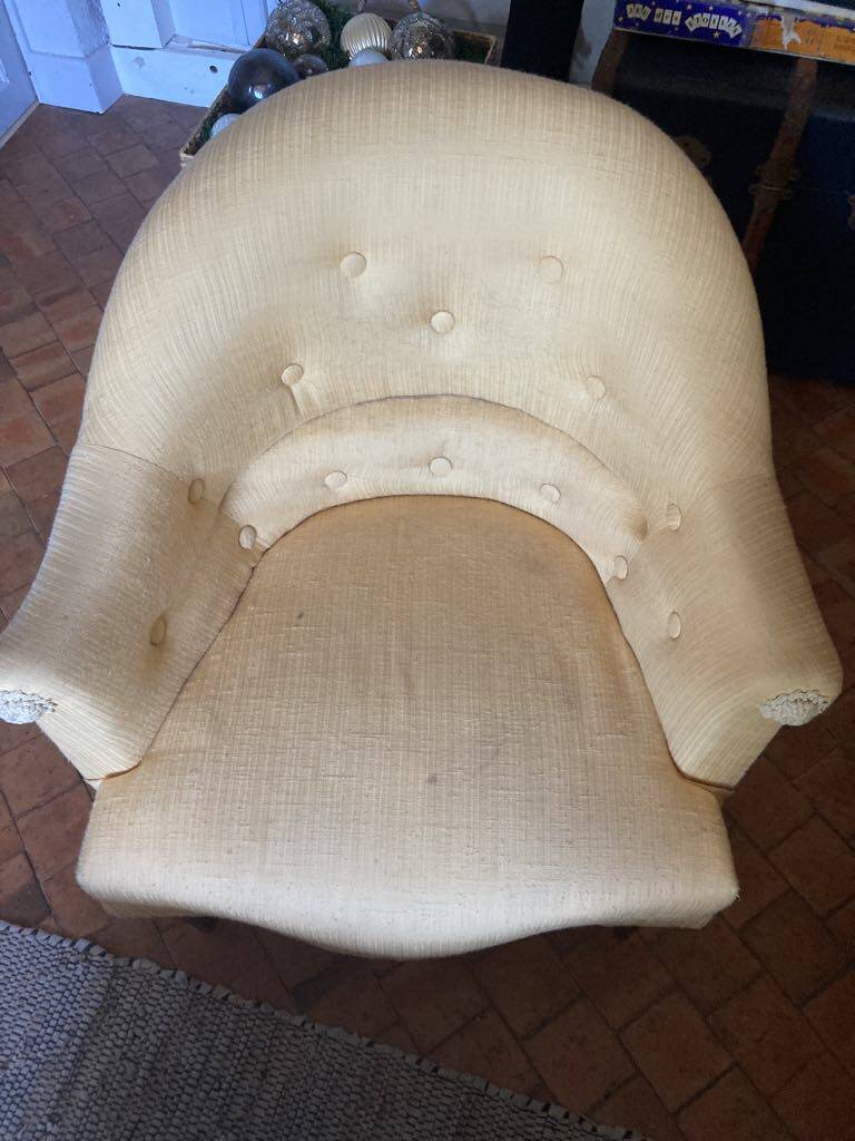 Pair of vintage toad armchairs