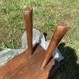 Tripod bench in brutalist oak