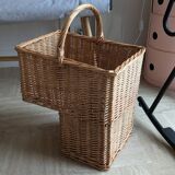 Staircase basket