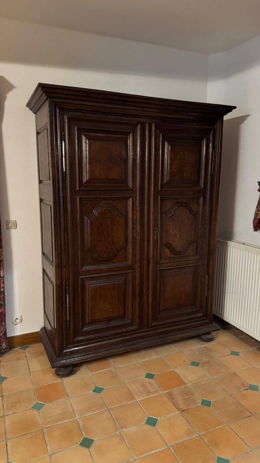 Two-door wardrobe