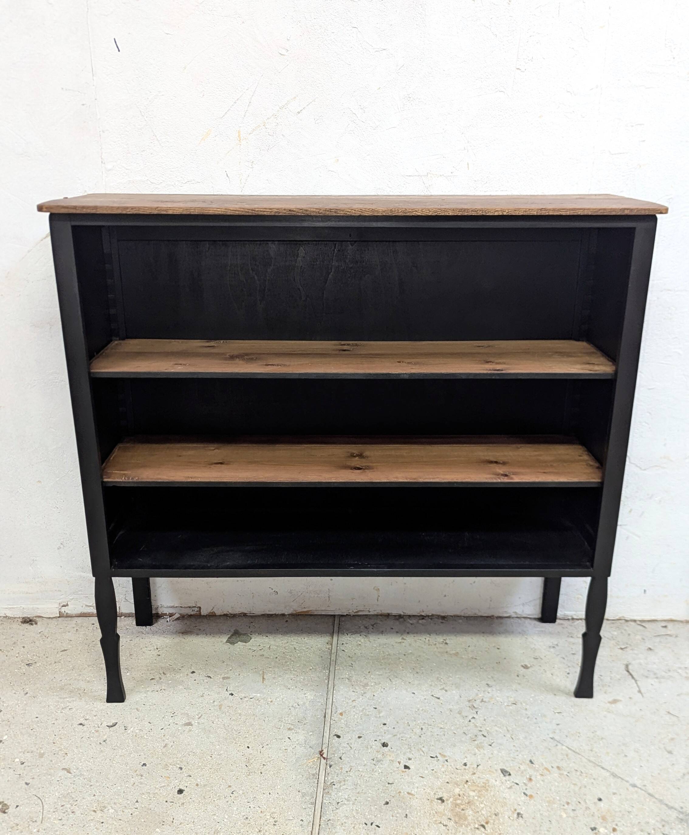 Old library shelf patina old bibus